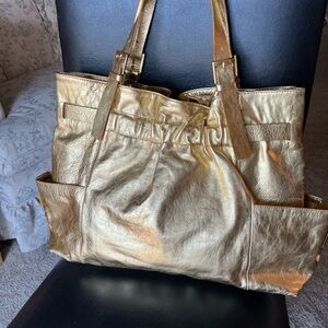 NEW LARGE GOLD LEATHER SHOULDER BAG “VALERIE STEVENS” 18”x13”